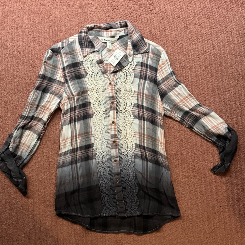NWT Tantrums Ombré Flannel with Crochet Detail Super Cute!